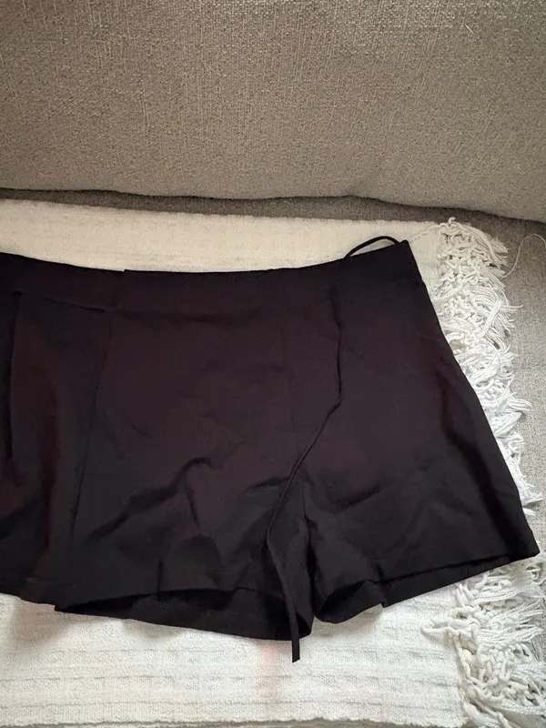 Skirt Black Size L - Image 3