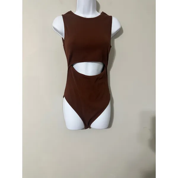 Showpo Brown Sleeveless‎ Ribbed Bodysuit Cutout Womens Size US 6 - Image 2