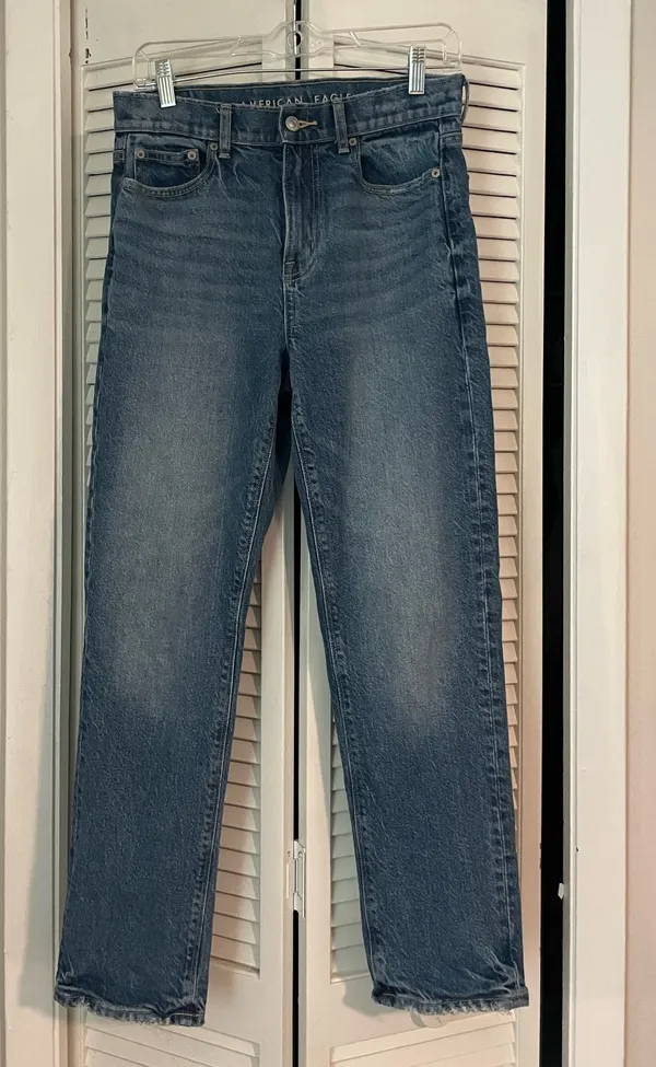 American Eagle Super High Rise Straight Jean - Image 2