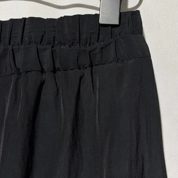 Aritzia Babaton Plisse Crinkled Satin Pull-On Pants Black Size Small - Image 12