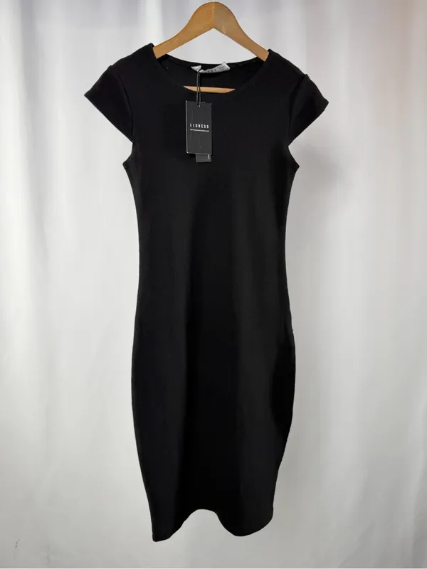 NWT Lioness Cap Sleeve Bodycon‎ Side Slit Dress in Black Size Small - Image 2