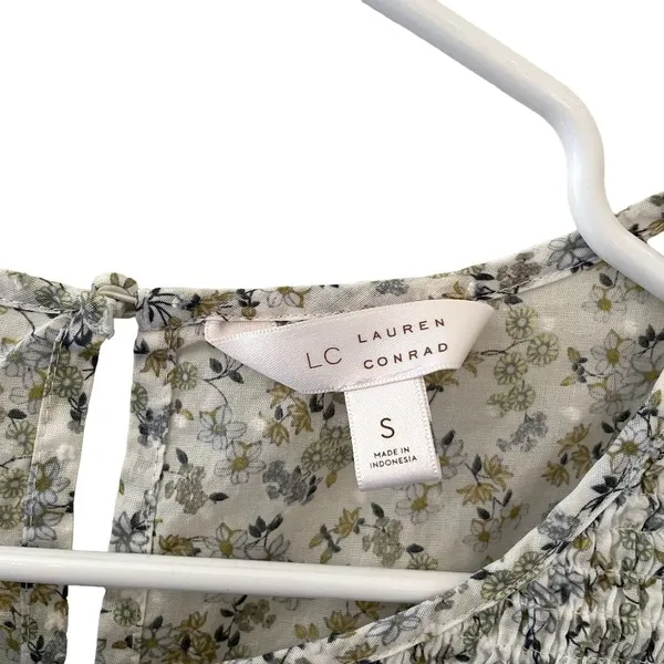 LC Lauren Conrad floral prairie lace women's blouse long sleeved boho frills - Image 5