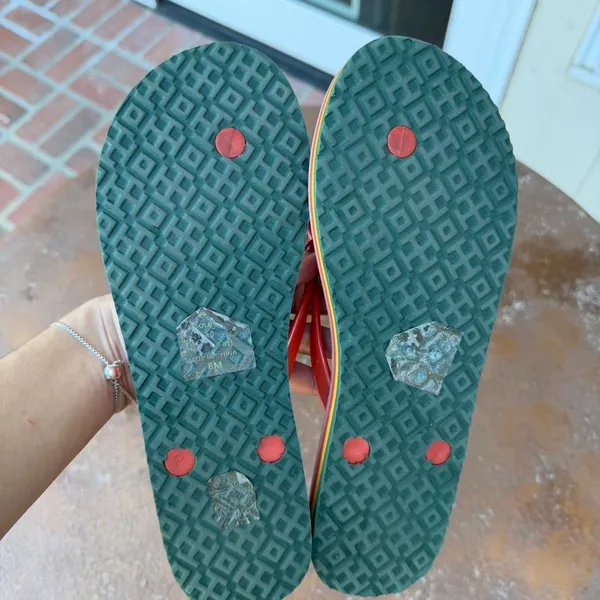 Tory Burch Sole Bright Samba Red Flip Flop Sandals Gold Metal Logo Sz 8 - Image 4