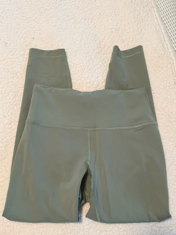 Lululemon Wunder Under Leggings 25" - Image 3