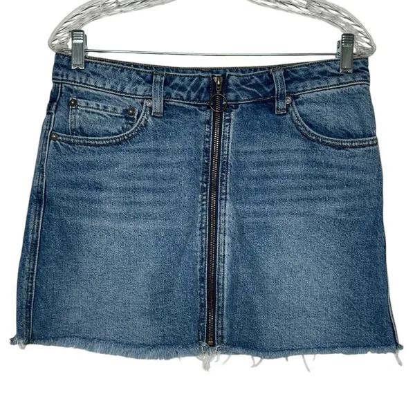 Free People We the Free jean skirt blue size 28 - Image 2