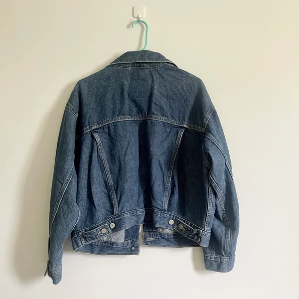 Oversized Loose Levi's Women's Pajama Trucker Jacket - Personal Space - Image 6