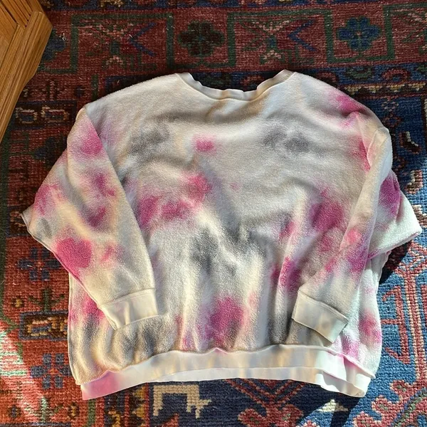 Free People Pink White Kelly‎ Tie Dye Sweatshirt soft fleece warm lounge medium - Image 3
