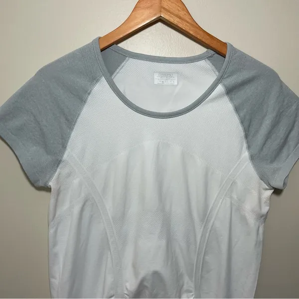 Athleta Fastest Track Color Block Tee - Image 3