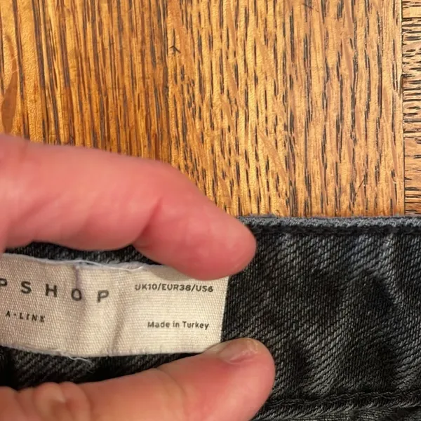 TopShop A Line cut off shorts size 6 - Image 5