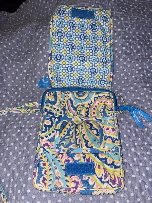 Vera Bradley Capri Blue Paisley Quilted Crossbody Bag Purse Blue, Green, Purple - Image 3