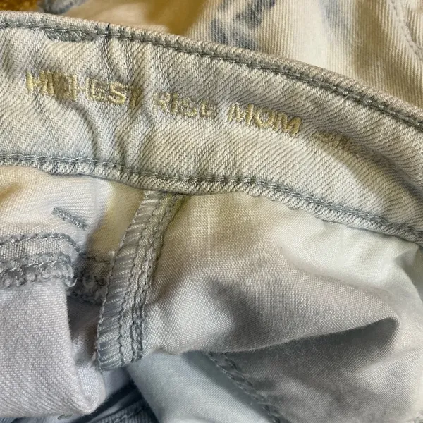 American Eagle Mom Shorts High Rise Bleached Distressed Cut Off Denim Shorts - Image 5