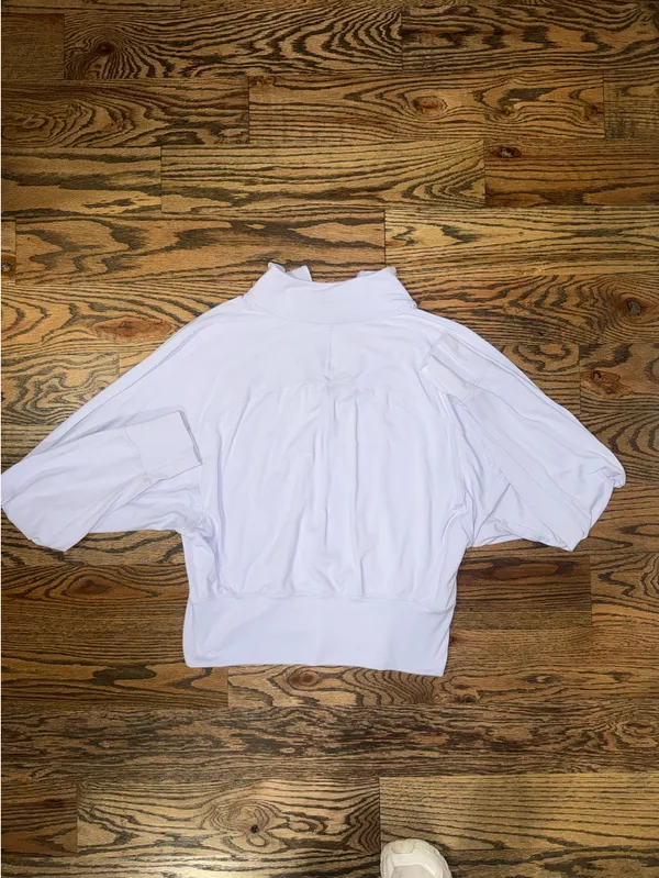 Light purple Lululemon cropped quarter zip - Image 2