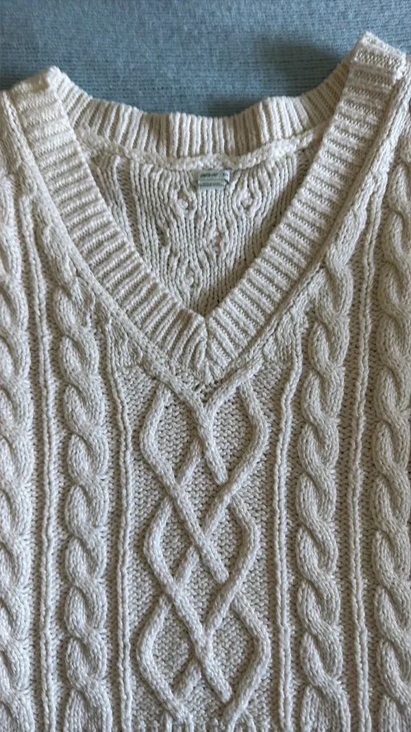 Aerie Sweater Vest Cable Knit - Image 3