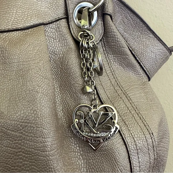 Kathy Van Zeeland purse blush pink with metallic silver gray finish - Image 3