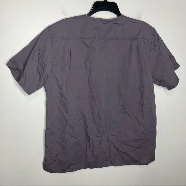 Carhartt gray rip stop‎ scrub top size medium - Image 7