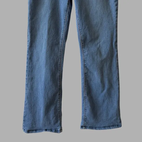 Curve Appeal Curve Creator Women High Rise Bootcut Jeans 8/29 Blue Medium Wash - Image 3