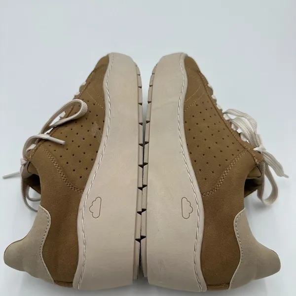 Chic Tan and Beige Women's Sneakers Size 8 - Image 6