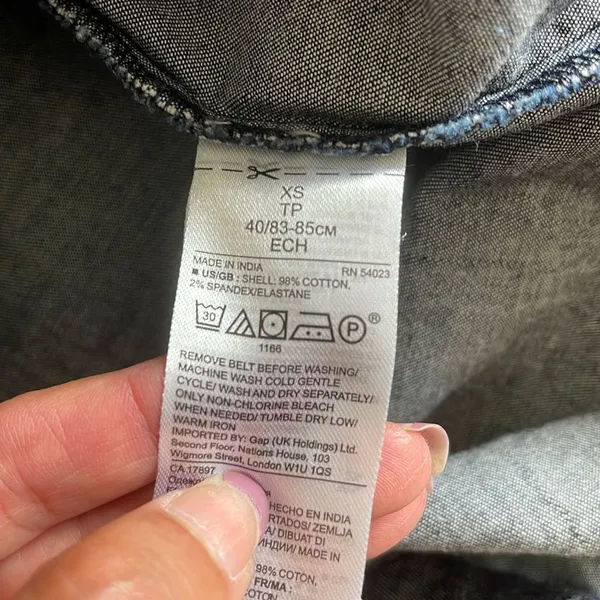 Banana‎ Republic Denim Crewneck Top. Size XS - Image 6