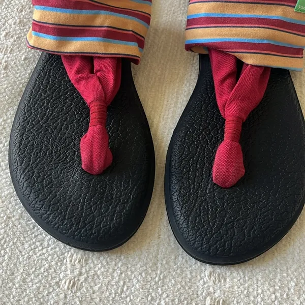 Sanuk Women’s Sandals - Image 3