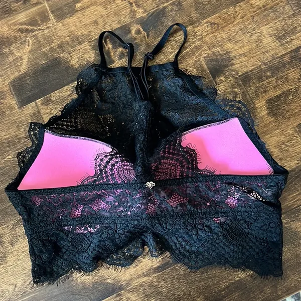 VS PINK High Neck Racerback Underwire Padded Bralette Size Small - Image 2