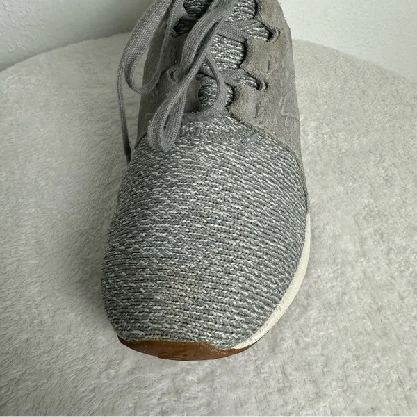 New Balance Gray Athletic Shoes with Seamless Upper size 9.5 - Image 8