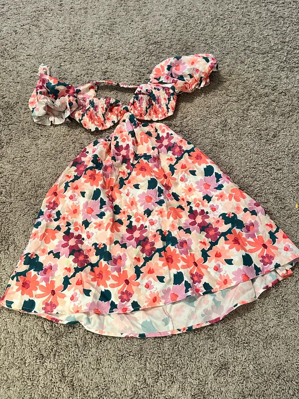 Amazon Mini Dress Cut-Out - Image 4