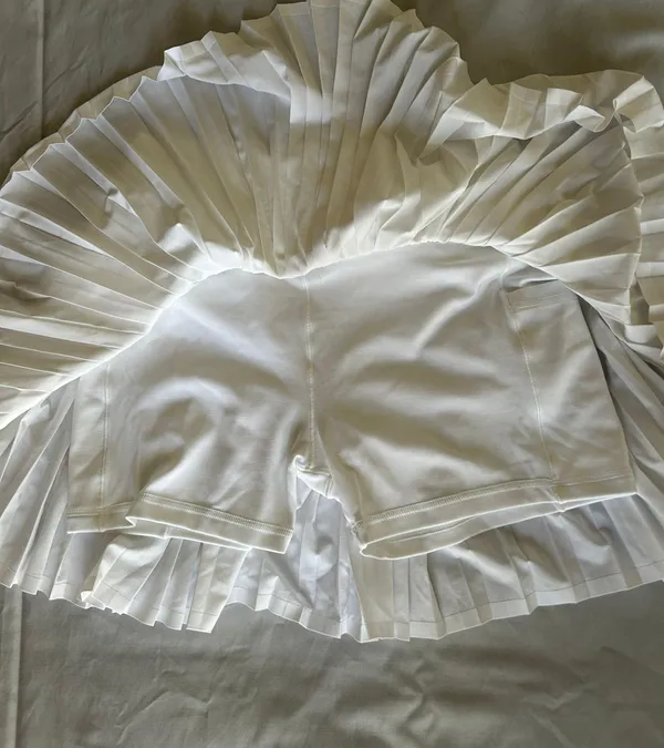 White Tennis Skirt Medium NWOT - Image 4