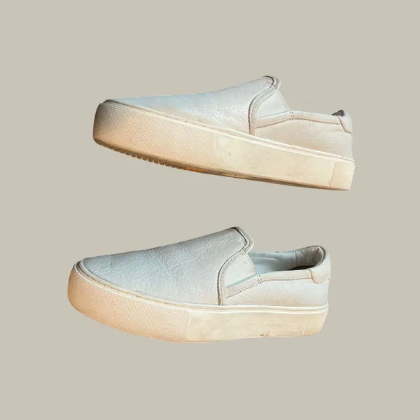 UGG Jass White Pebbled Leather Slip On Platform Sneakers Shoes Womens 7.5 - Image 3