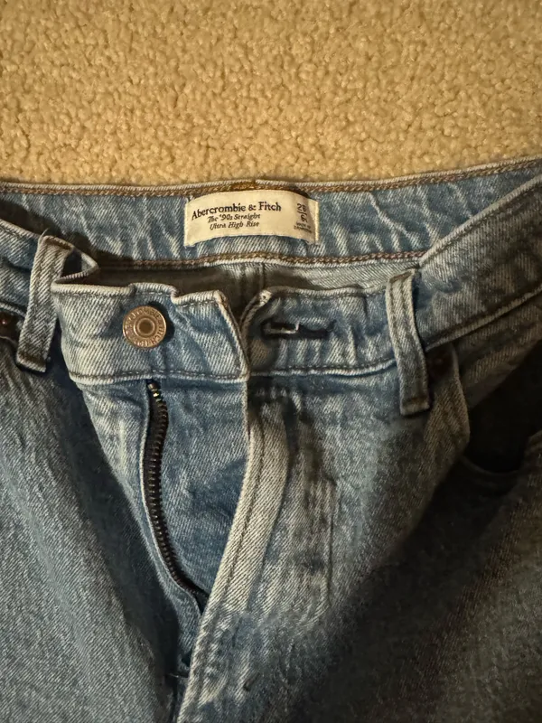 Abercrombie 90s Straight Jeans - Image 2