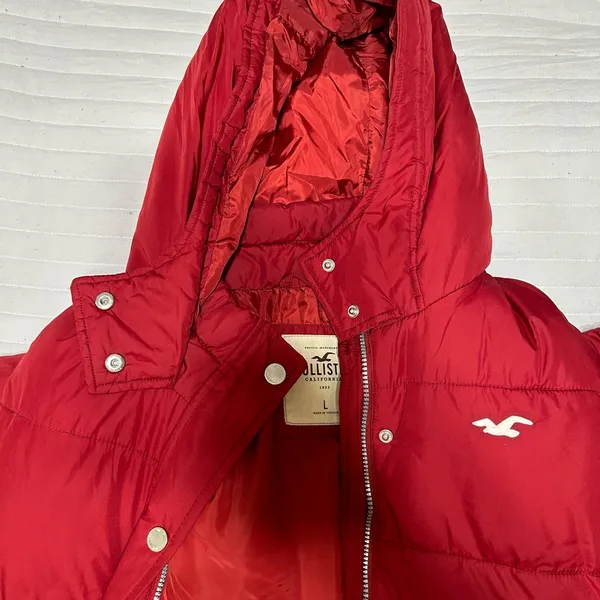 Hollister Womens  Outerwear - Image 14