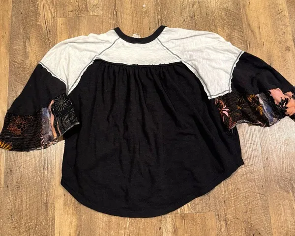 Free People Raglan Sleeve Blouse Black - Image 5