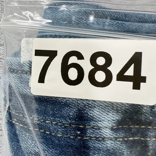 Risen High Rise Wide Cuffed Jeans 22" Inseam‎ Petite Crop Capri Women 11 / 30 - Image 9