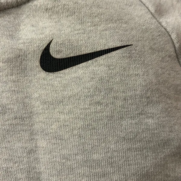 Nike Dri-Fit Hi/Low Sweatshirt - Size L - Color is a tanish/gray - Image 5