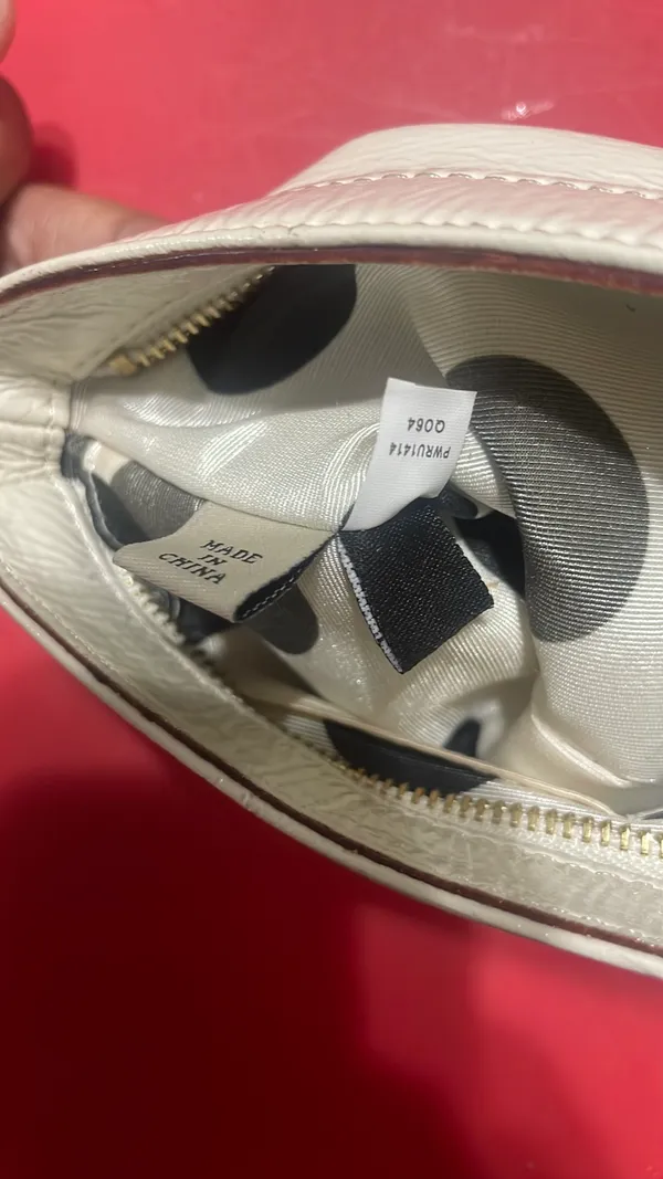 Kate Spade Wristlet - Image 5