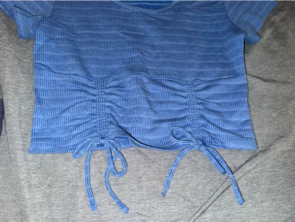 SO Blue Ribbed Drawstring Crop Top Size M - Image 3