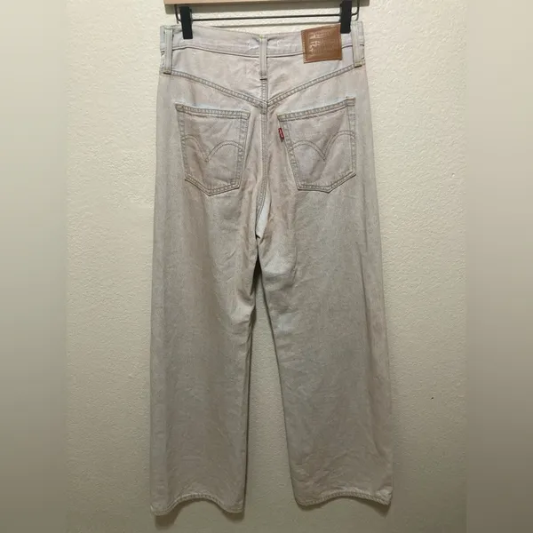Levi’s Ribcage Wide Leg Jeans in Fairy Dust Dreams Light Wash Size 27 70s 90s - Image 3