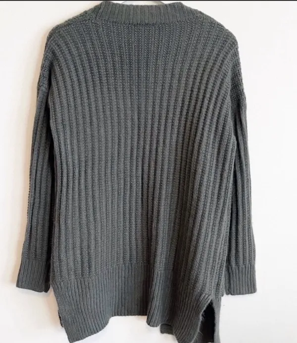 Chunky Oversized Knit Cardigan - Image 3