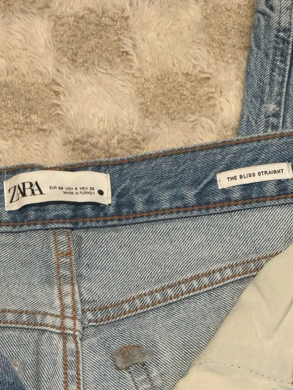 ZARA Jeans High-Rise - Image 6