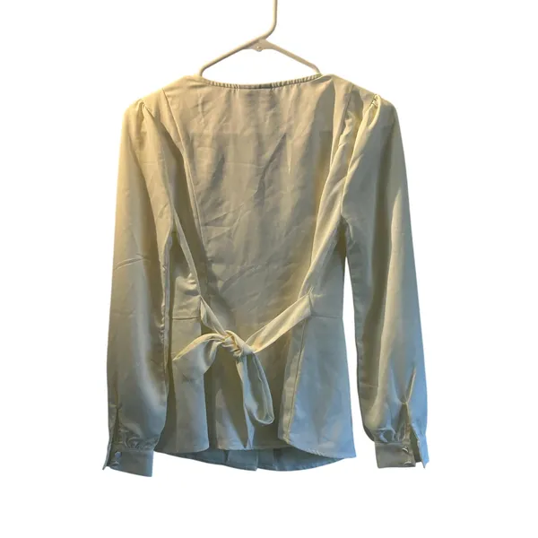 Mod cloth cream blouse top XS career lightweight dainty - Image 3
