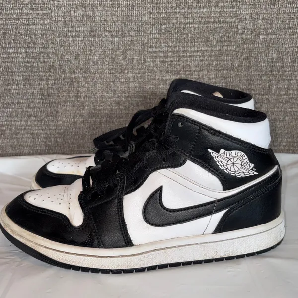 Nike Air Jordan 1 Mid Panda Women's 6.5 Black White DV0991-101 Sneakers - Image 5