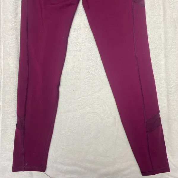 Old navy active leggings - Image 5