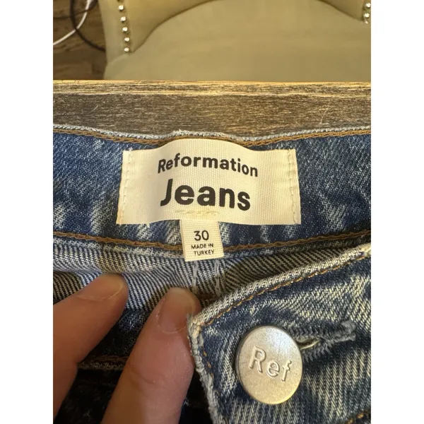 Reformation High Rise Straight Leg Medium Wash Jeans In Shasta Blue Size 30 - Image 5