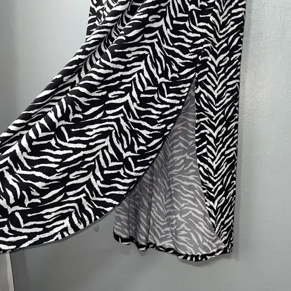 Ninexis Womens Size Medium Zebra Print Knit Maxi Slit Skirt Resortwear Mobwife - Image 5