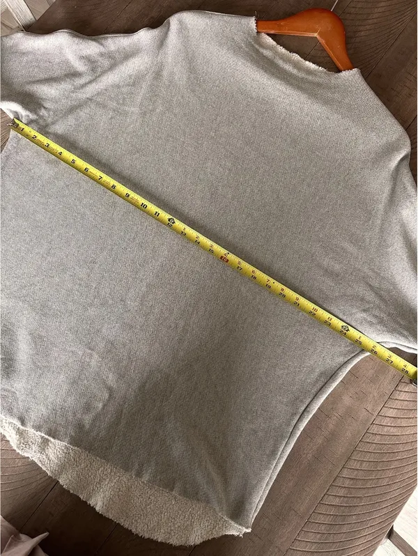 Perfectwhitetee Morrison Mock Neck Sweatshirt in Heather Grey Women’s size Small - Image 10