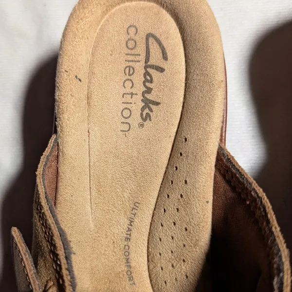 Clarks Paizlee Nora Brown Suede Open Back Wooden Heel Classic Clogs Sz 8.5 - Image 4