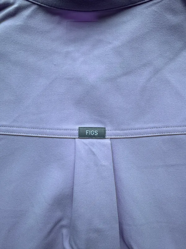 NWT FIGS Women’s Lavender Dew Purple Rafaela Three Pocket Scrub Top - Size 3XL - Image 8