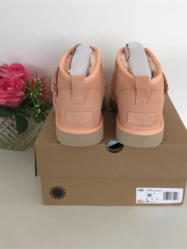 UGG Classic Ultra Mini Fleur - Image 4