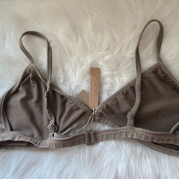 SKIMS G1 Outdoor Rhinestones Skimpy Triangle Bralette 4X BR-TRI-3529 desert - Image 3