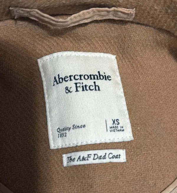 Abercrombie Wool Coat - Image 4