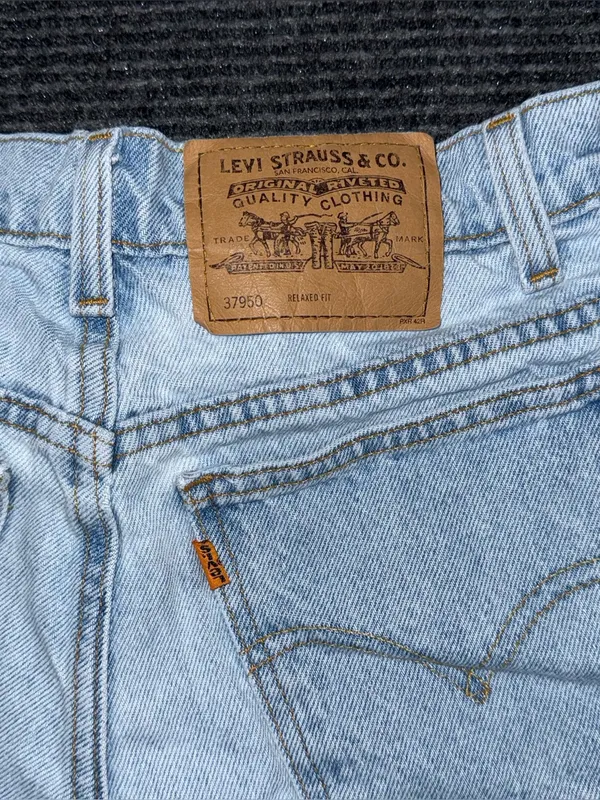 Vintage 90s Levi’s 950 Relaxed Orange Tab Mid Thigh Denim Shorts 5 / 25 USA Made - Image 3
